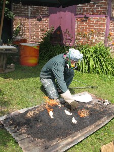 laure bruas cuisson phoque raku dans copeaux